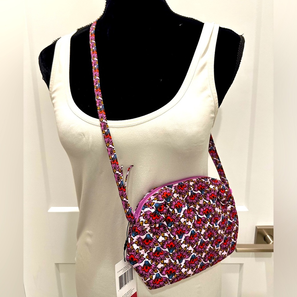 Vera Bradley Camera Bag Crossbody NWT ❤️‍🔥FIRM PRICE❤️‍🔥